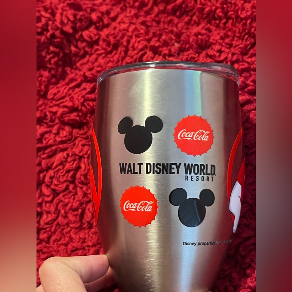 Coca-Cola Polar Bear ( Walt Disney World) Cup.